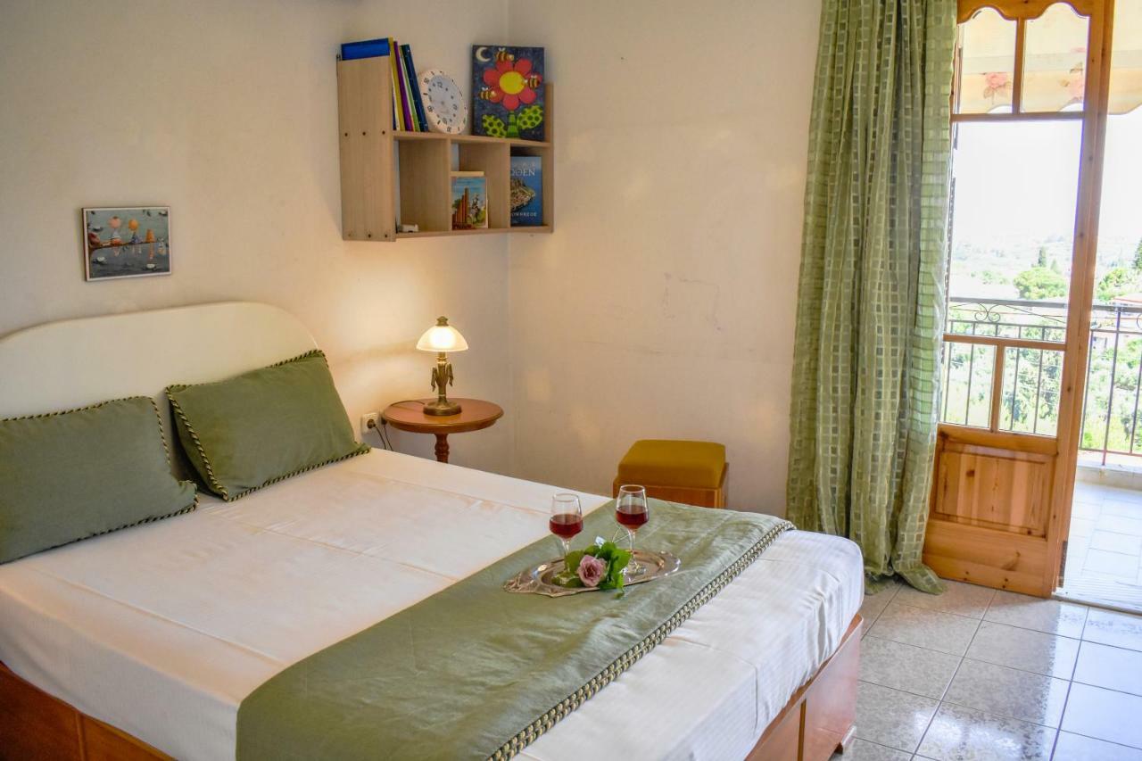Mayra Apartment Lithakia  Bagian luar foto
